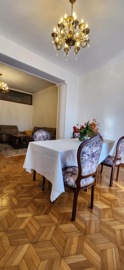 Апарт отель Gelahouse Батуми Экстерьер фото